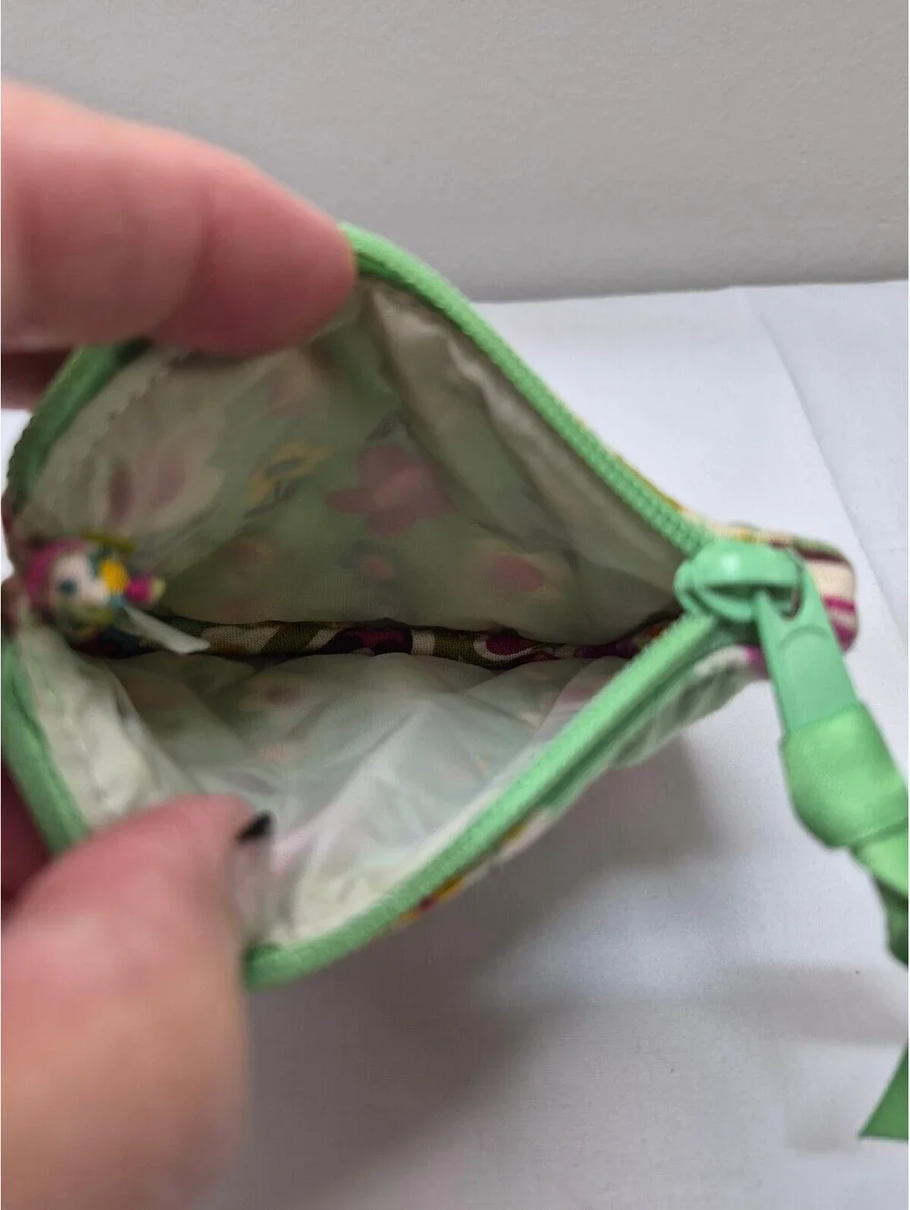 Vera Bradley Quilted Small Coin Purse with Green Paisley Pattern B447